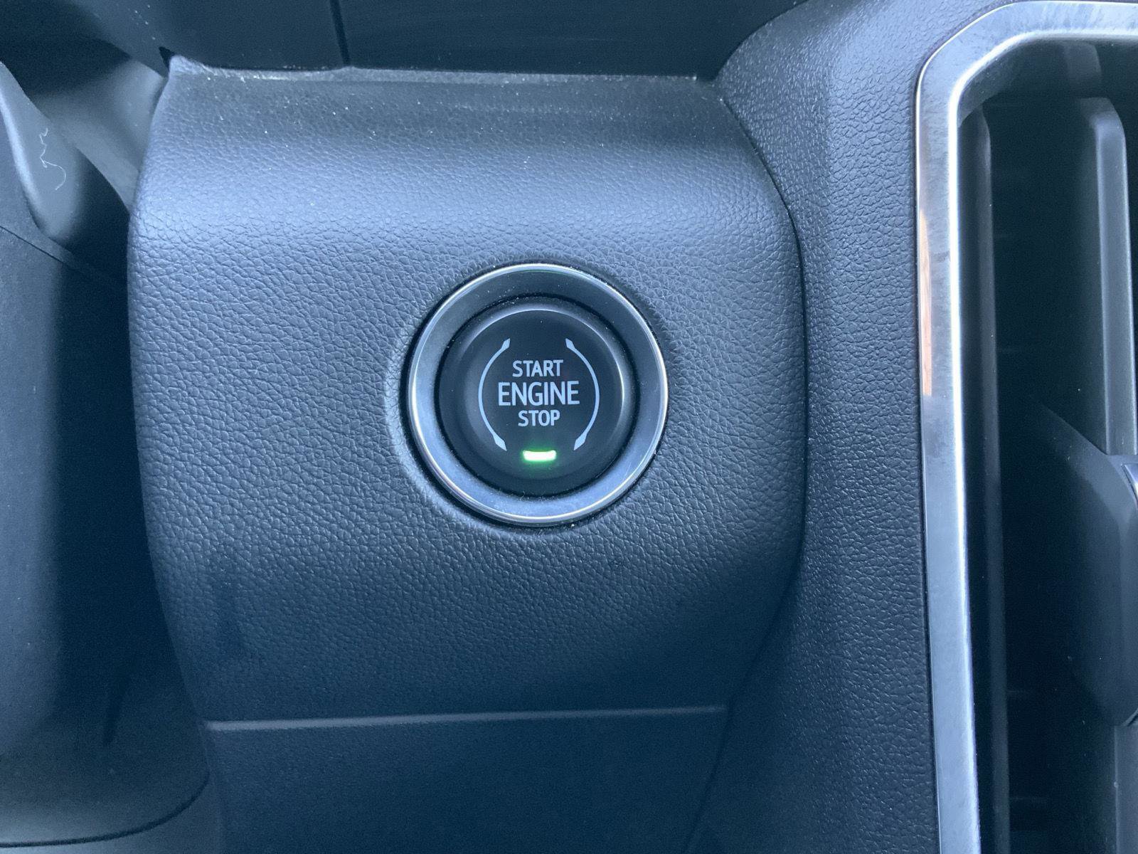 Used 2024 GMC Acadia Elevation image 35