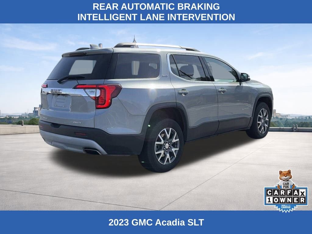 Used 2023 GMC Acadia SLT image 5