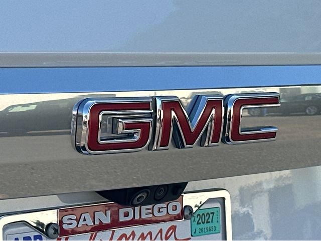 Certified 2021 GMC Yukon XL Denali w/ Denali Premium Package AWD/4WD image 4