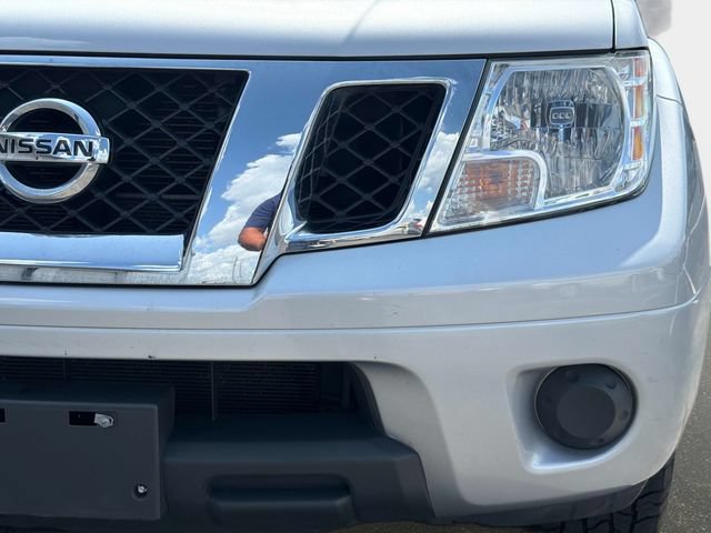 Used 2021 Nissan Frontier SV w/ SV Utility Package AWD/4WD image 9