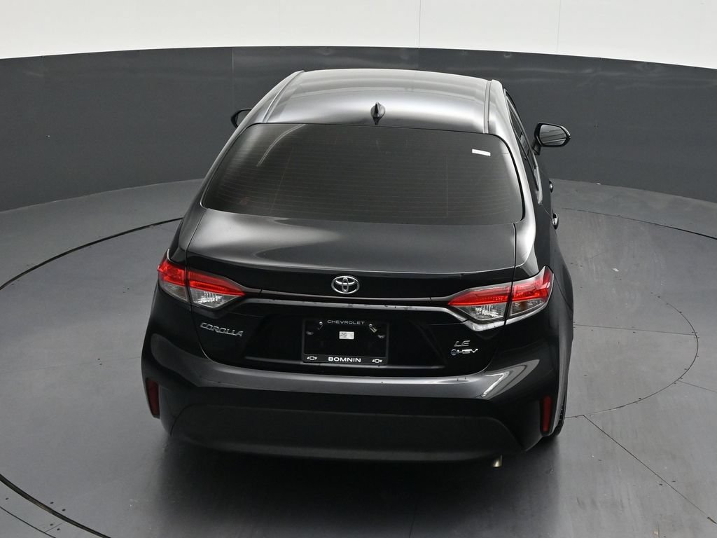 Used 2026 Toyota Corolla LE FWD image 19