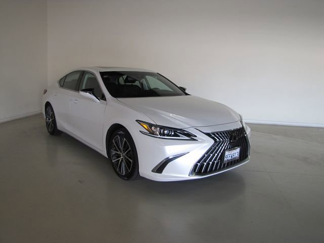 Used 2023 Lexus ES 350 w/ Premium Package image 3