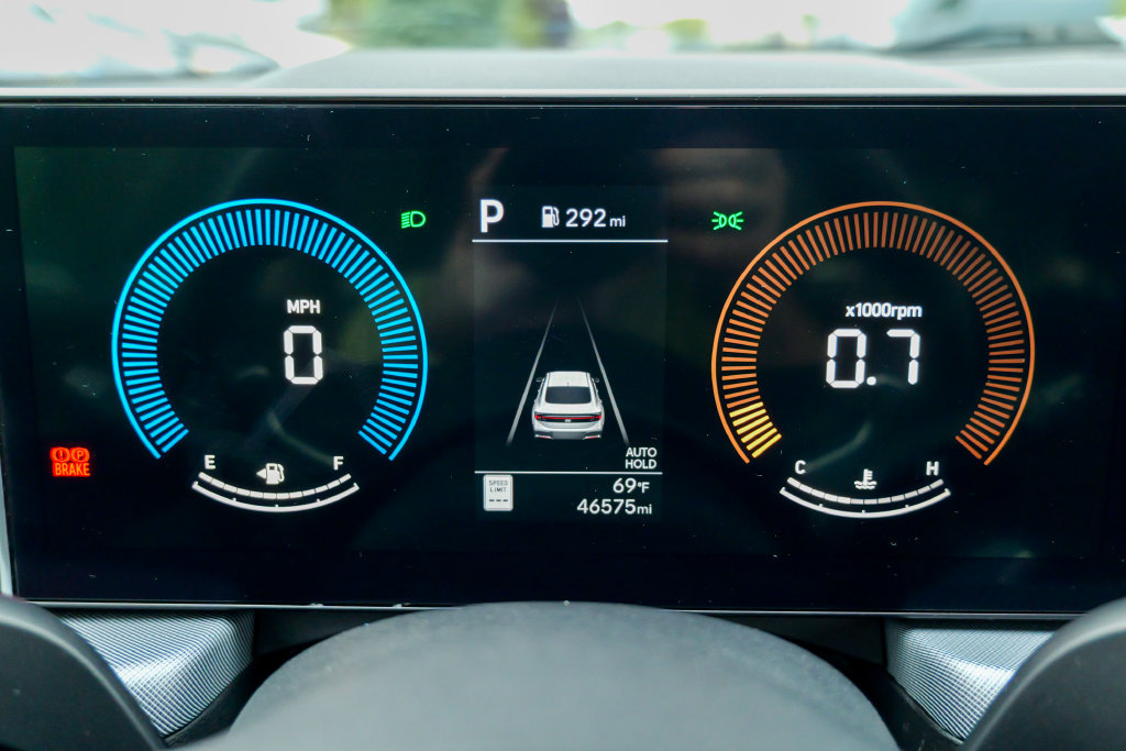 Used 2024 Hyundai Sonata SEL FWD image 43