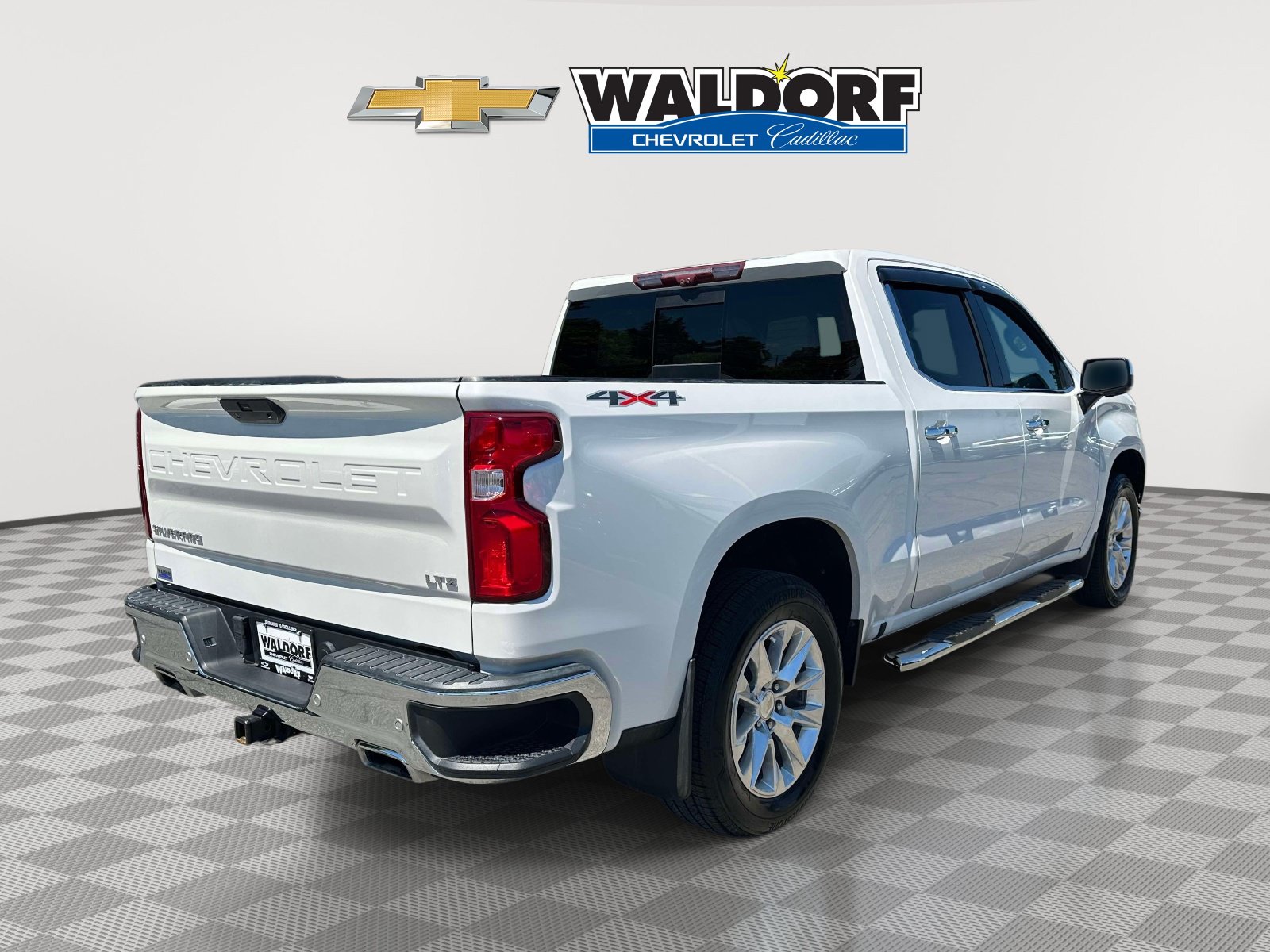 Used 2021 Chevrolet Silverado 1500 LTZ w/ LTZ Premium Package AWD/4WD image 6