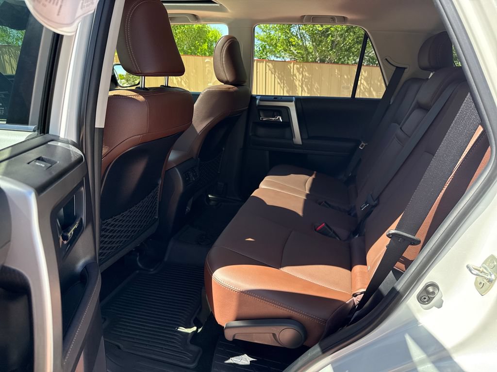 Used 2024 Toyota 4Runner Limited AWD/4WD image 21