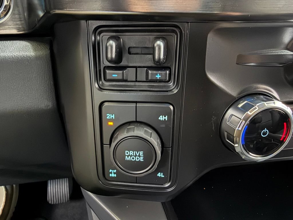 New 2026 Ford F250 Lariat w/ Lariat Premium Package AWD/4WD image 32