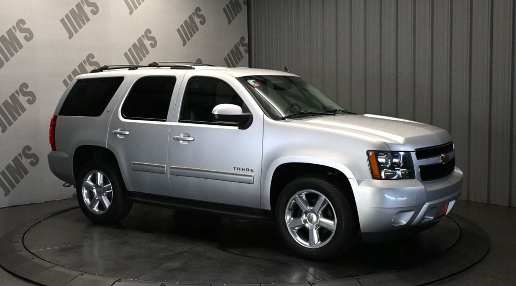 Used 2010 Chevrolet Tahoe LT RWD image 3
