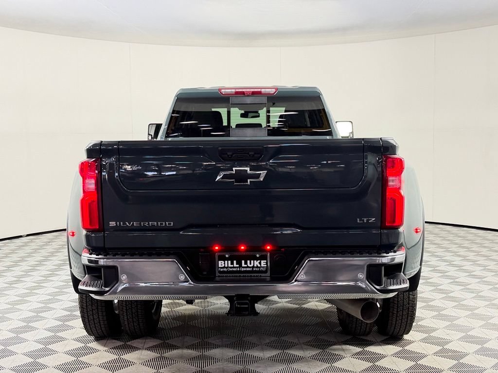 Used 2026 Chevrolet Silverado 3500 LTZ w/ LTZ Plus Package AWD/4WD image 10