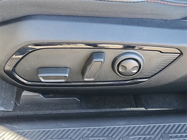 Used 2025 Dodge Charger R/T w/ Plus Group image 20