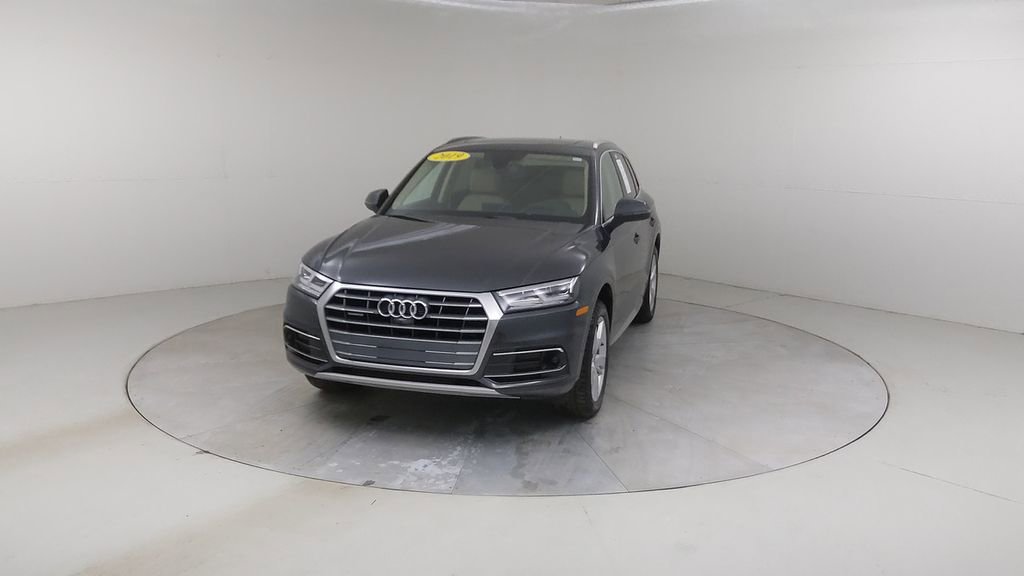 Used 2019 Audi Q5 Prestige w/ Prestige Package image 9