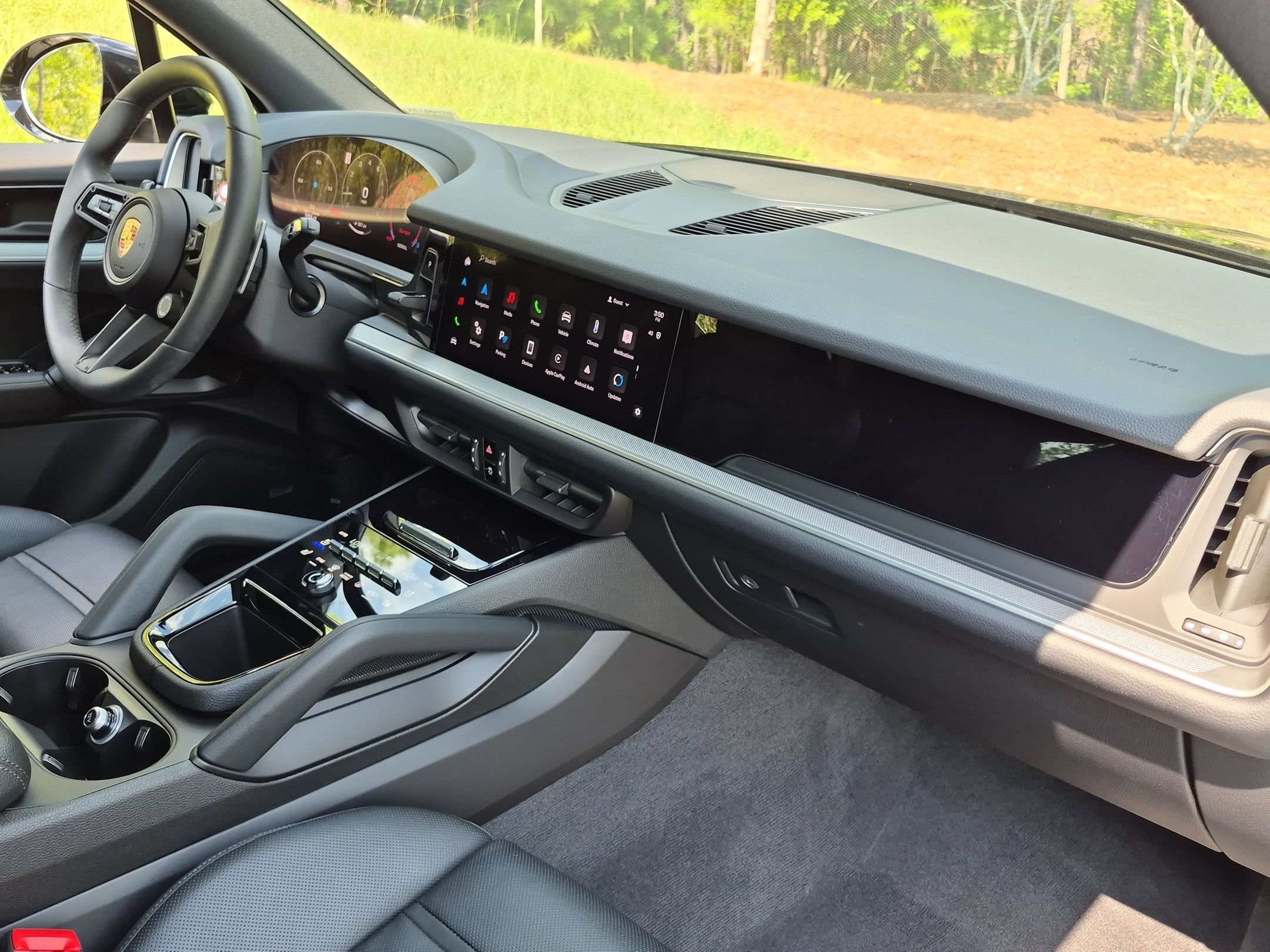Certified 2024 Porsche Cayenne AWD/4WD image 27