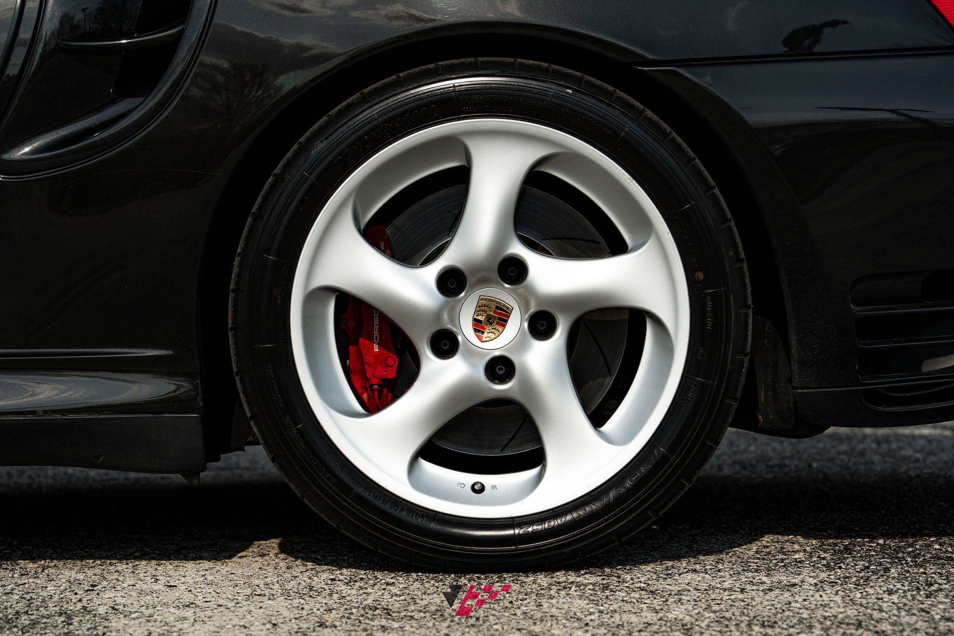 Used 2001 Porsche 911 Turbo image 28