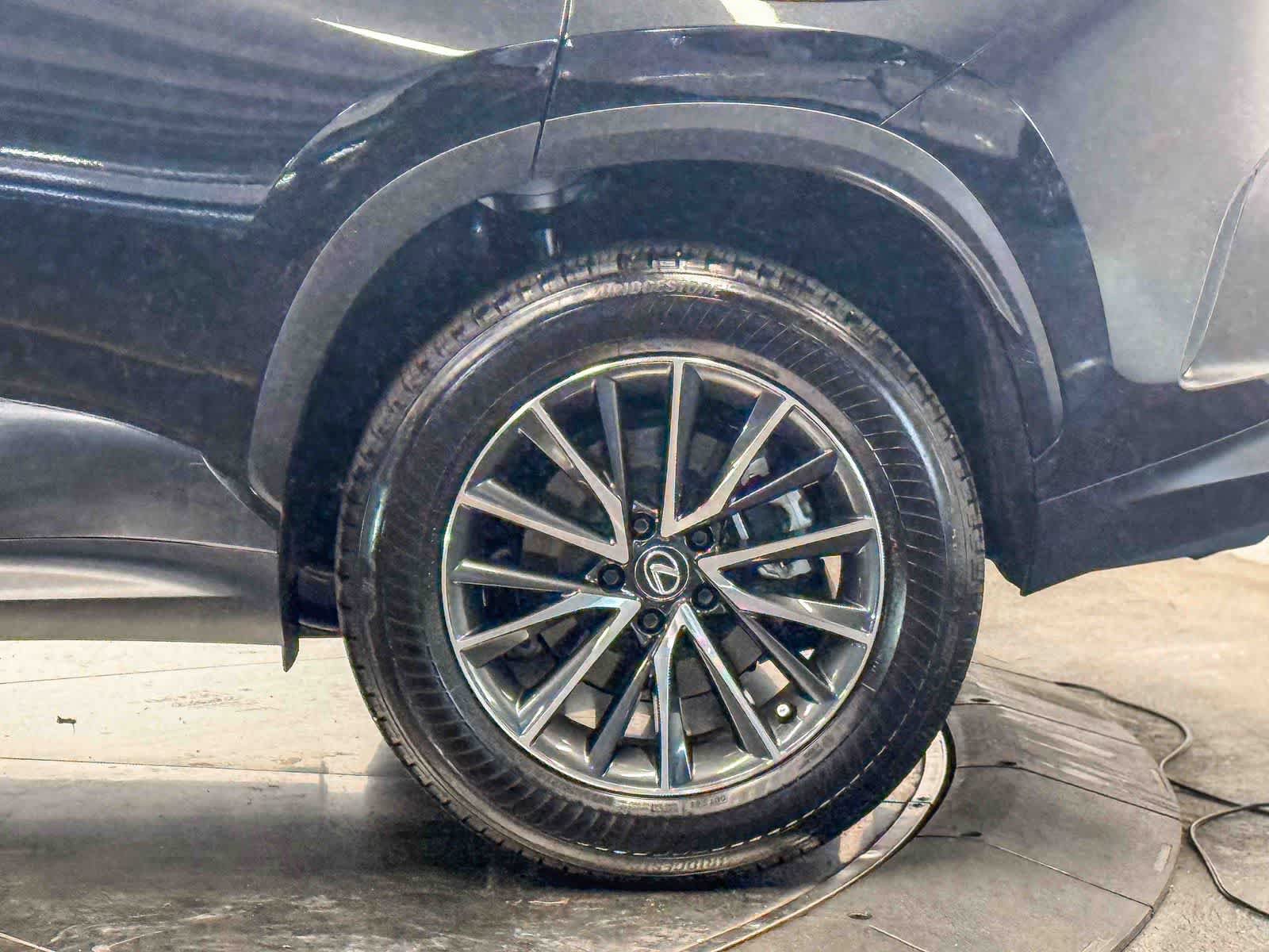 Used 2025 Lexus NX 250 FWD image 10