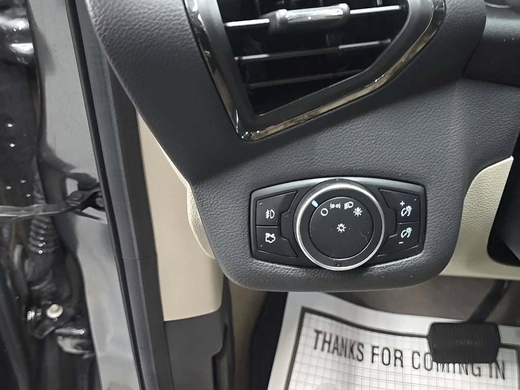 Used 2016 Ford Escape Titanium w/ Equipment Group 301A AWD/4WD image 12