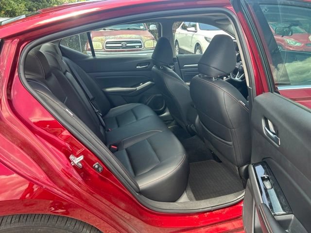 Used 2023 Nissan Altima 2.5 SR w/ SR Premium Package FWD image 15