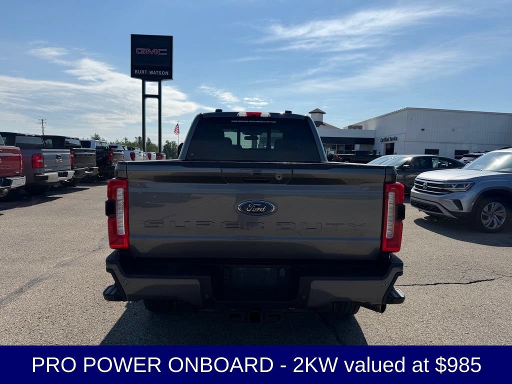Used 2023 Ford F250 Lariat w/ Sport Appearance Package AWD/4WD image 4
