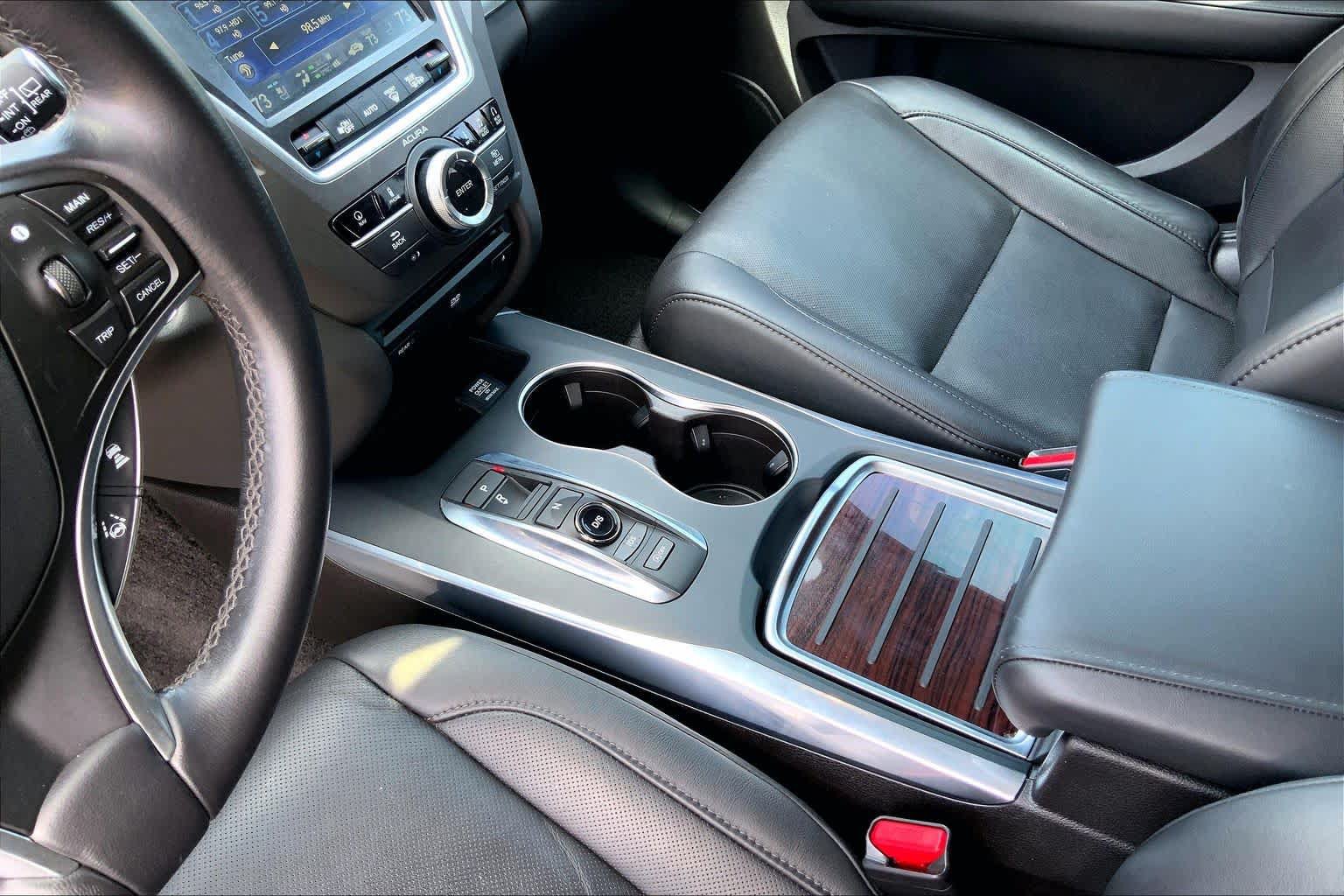 Used 2016 Acura MDX w/ Advance & Entertainment Pac FWD image 17