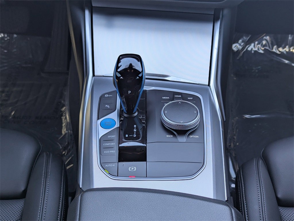 Used 2022 BMW i4 eDrive40 w/ Premium Package image 10