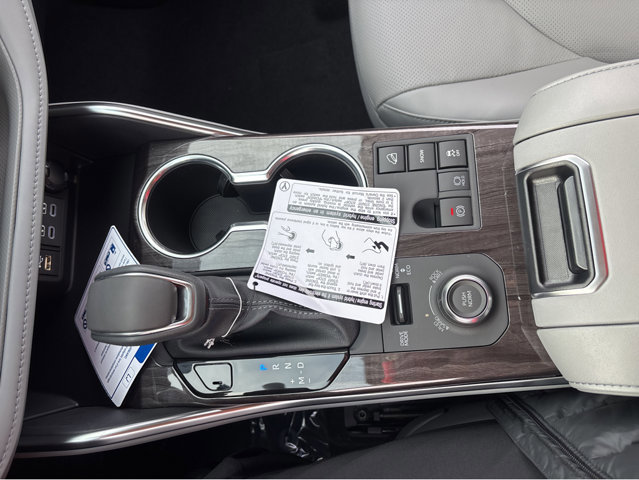 New 2026 Toyota Highlander Limited image 25