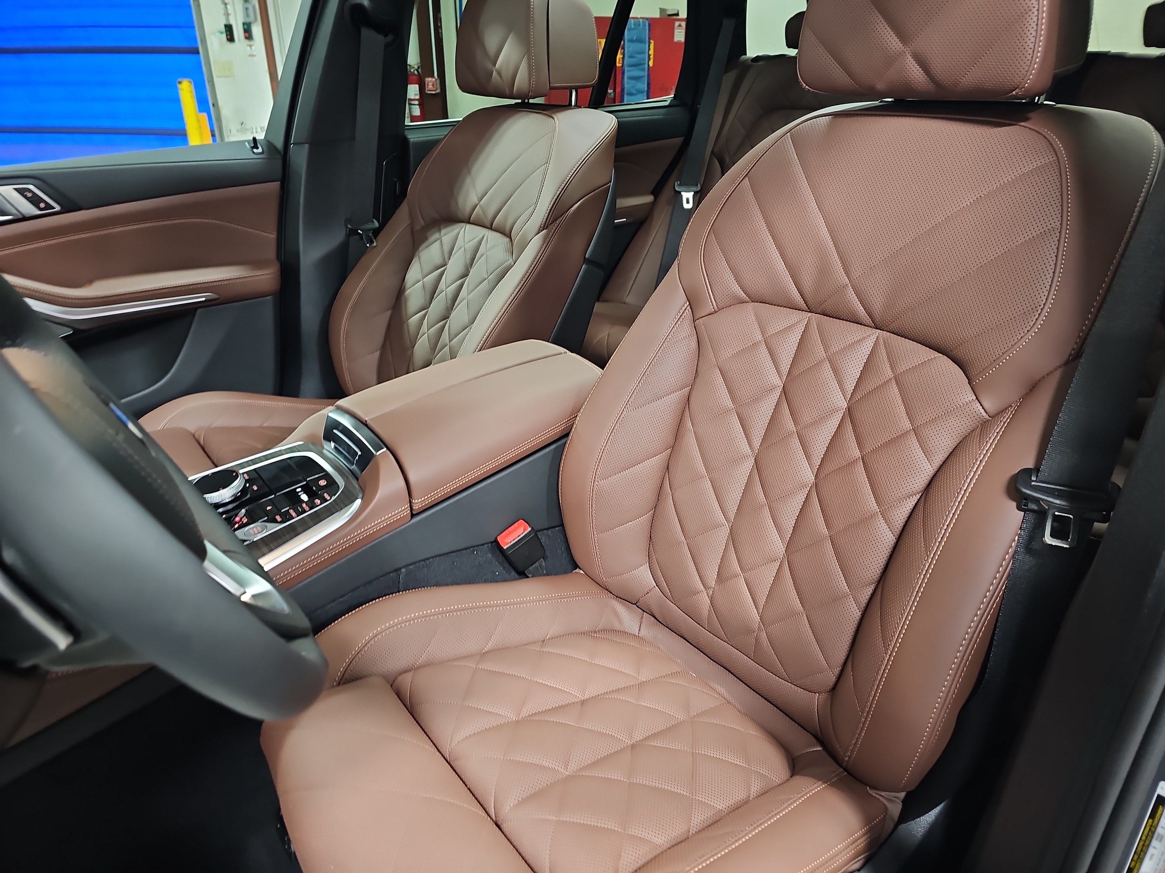 New 2026 BMW X5 xDrive40i AWD/4WD image 17