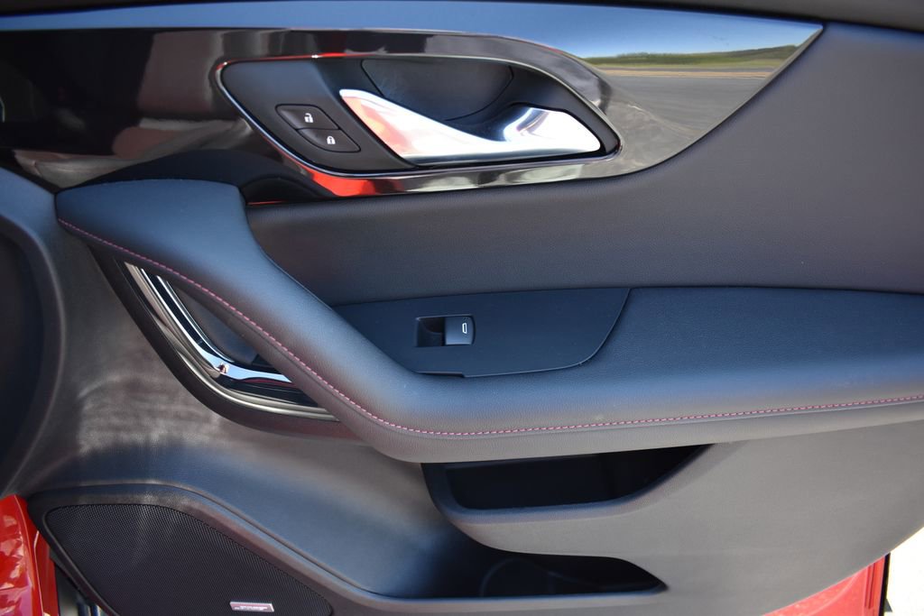 Certified 2023 Chevrolet Blazer RS w/ Driver Confidence II Package image 15