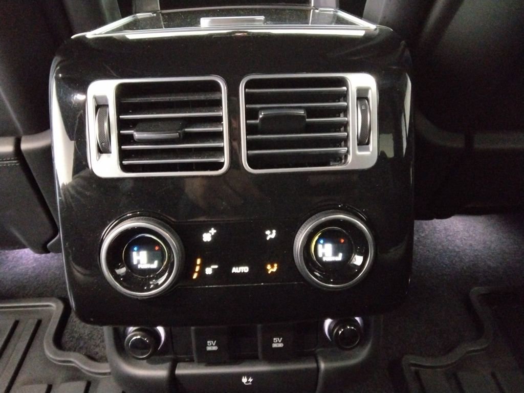 Used 2020 Land Rover Range Rover Long Wheelbase HSE image 43