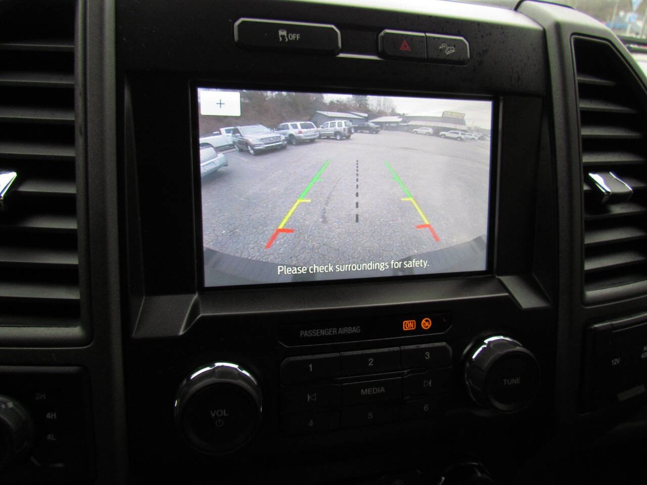 Used 2022 Ford F250 XL w/ STX Appearance Package image 19