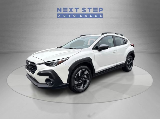 Used 2024 Subaru Crosstrek 2.5i Limited w/ Crosstrek Mirror Package AWD/4WD image 3
