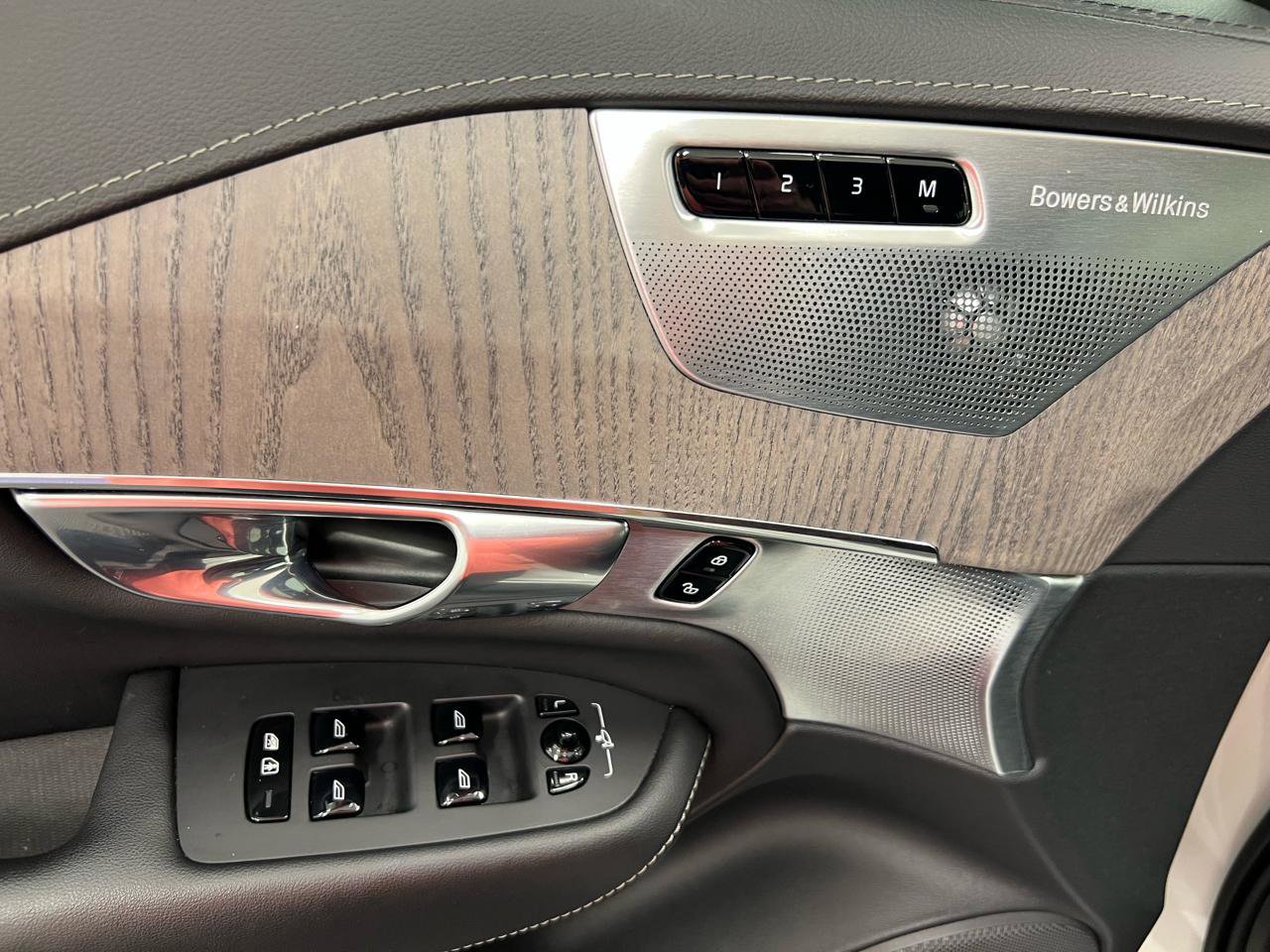 Used 2022 Volvo XC90 T6 Inscription w/ Advanced Package image 6