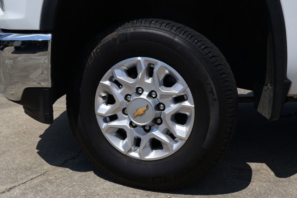 Used 2023 Chevrolet Silverado 2500 LTZ w/ LTZ Convenience Package image 27