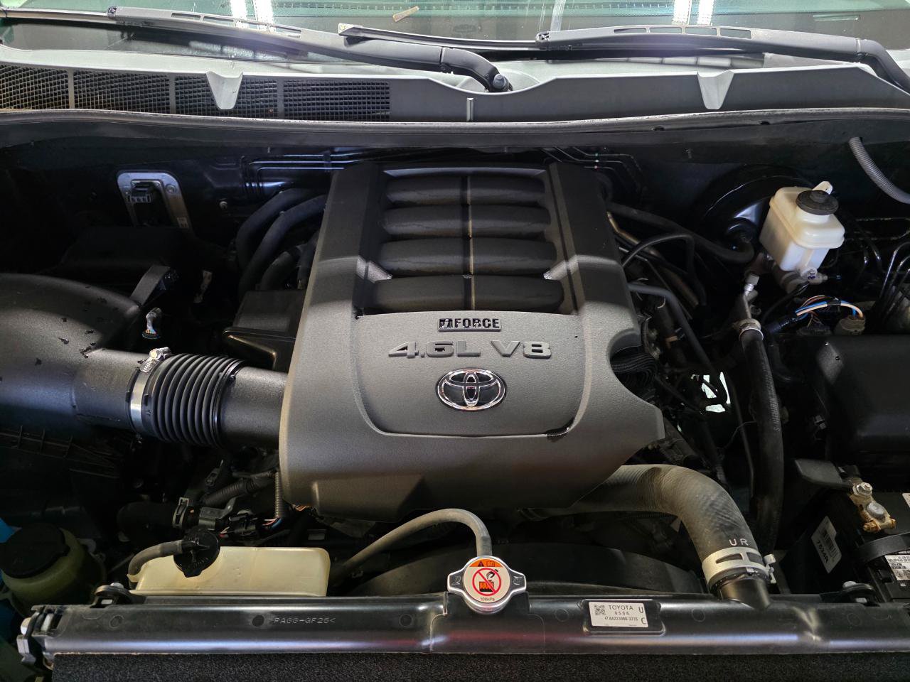 Used 2018 Toyota Tundra SR5 w/ SR5 Upgrade Package RWD image 36