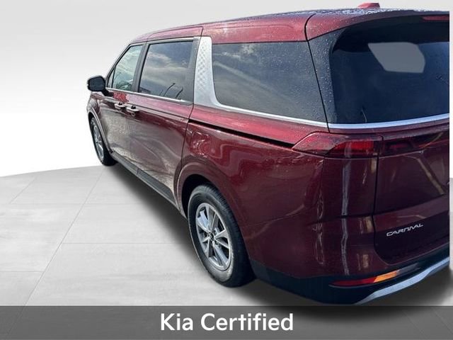 Used 2024 Kia Carnival LX image 5