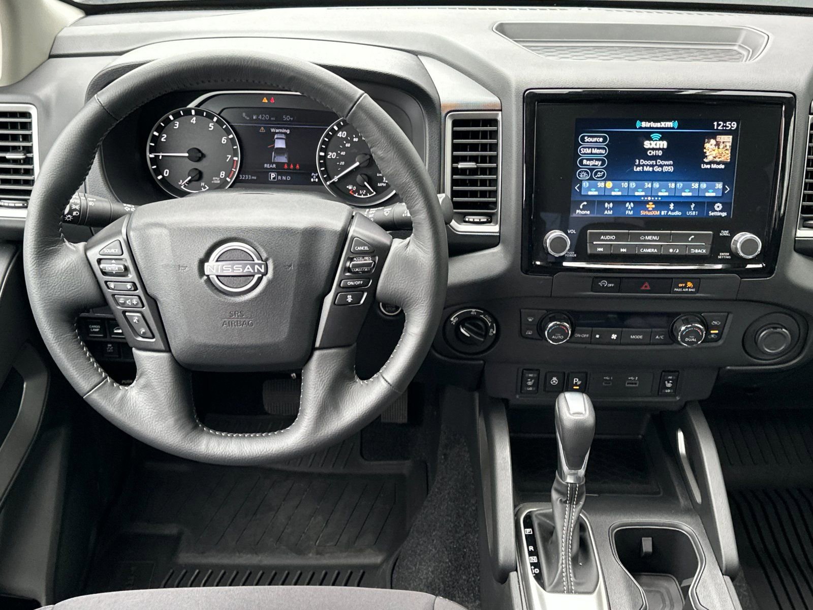 Used 2024 Nissan Frontier SV w/ Hardbody Edition image 13
