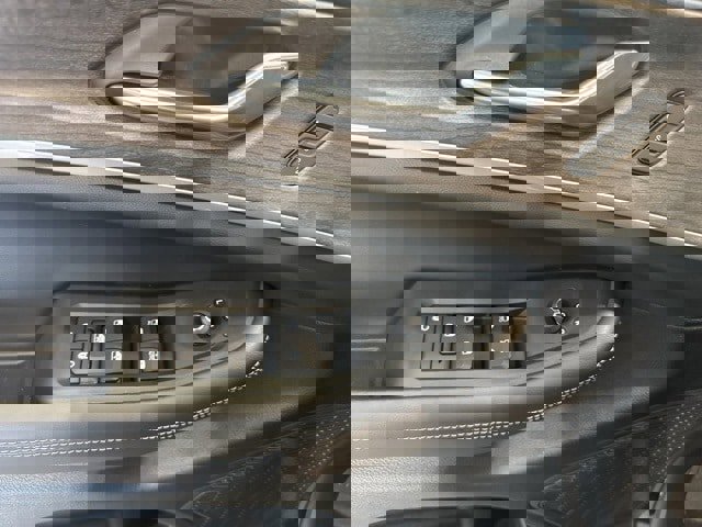 New 2025 Jeep Grand Cherokee Limited w/ Trailer Tow Package image 9