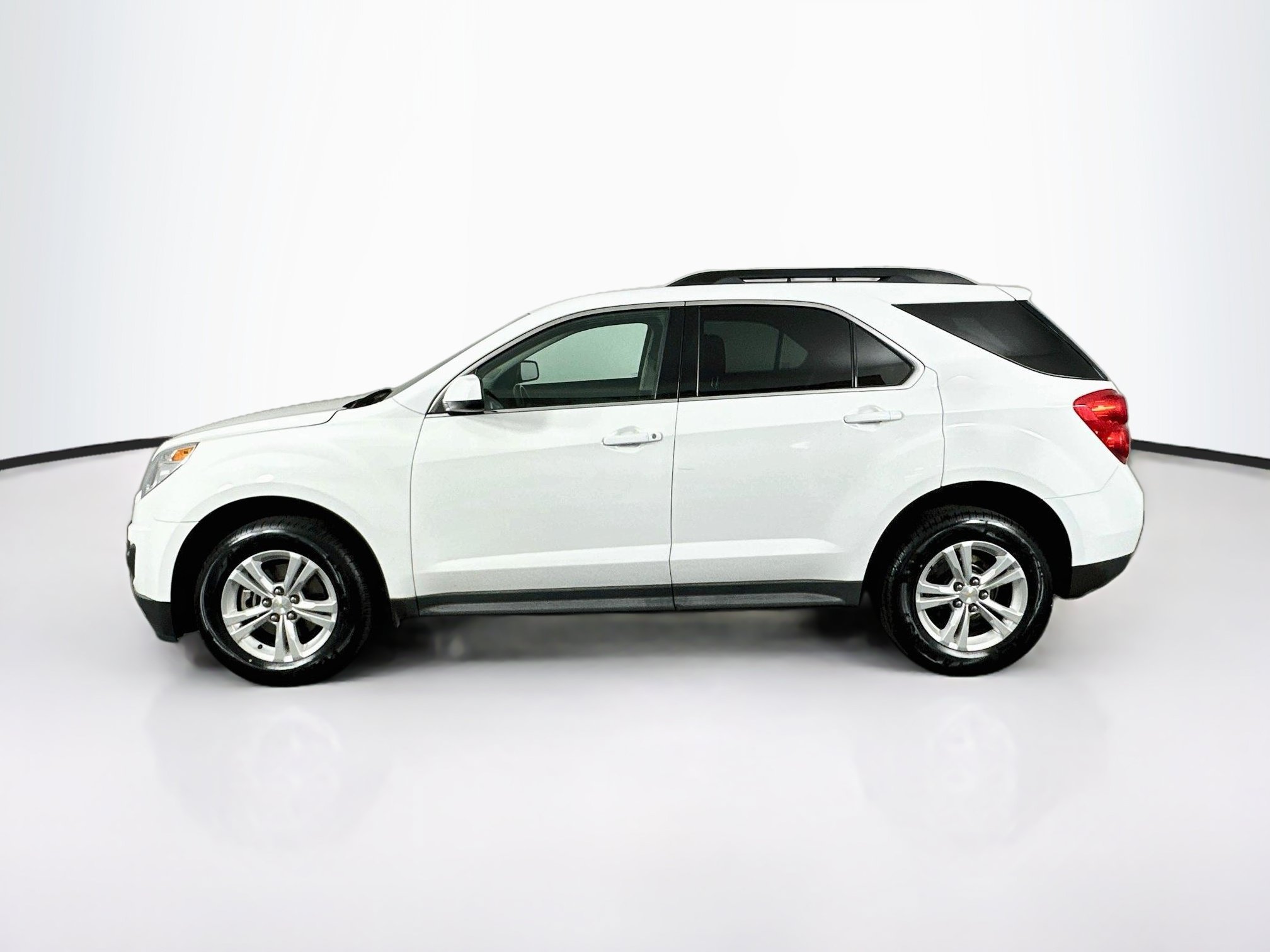Used 2015 Chevrolet Equinox LT w/ Driver Convenience Package FWD image 4