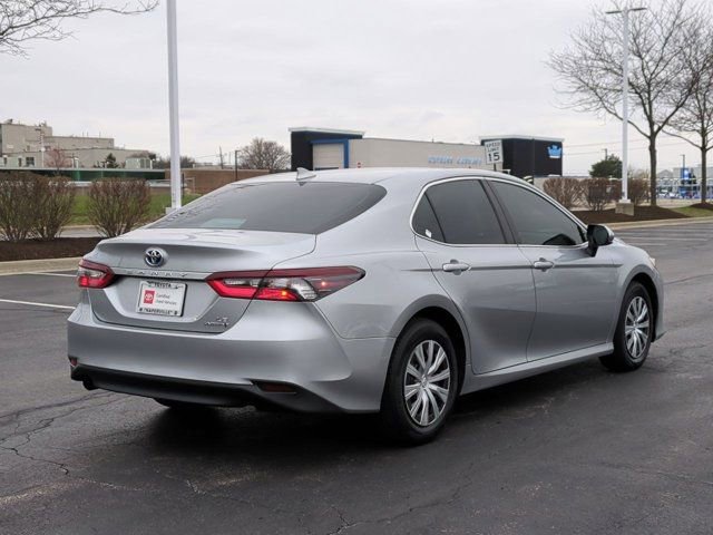Certified 2022 Toyota Camry LE image 5