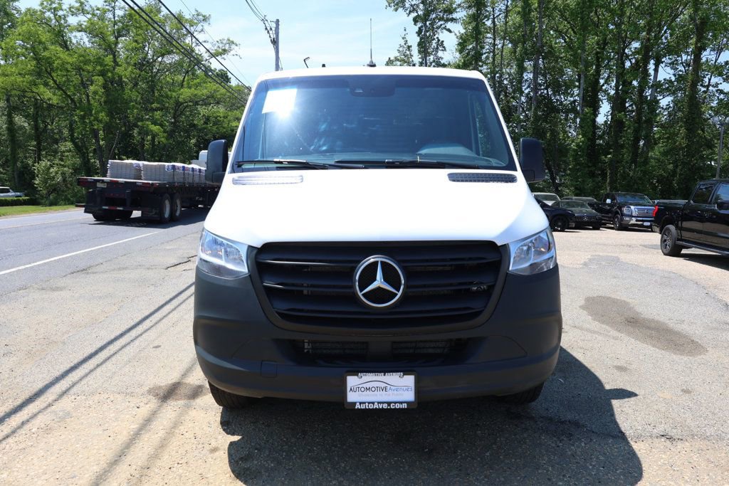 Used 2023 Mercedes-Benz Sprinter 2500 w/ Acoustic Package image 8