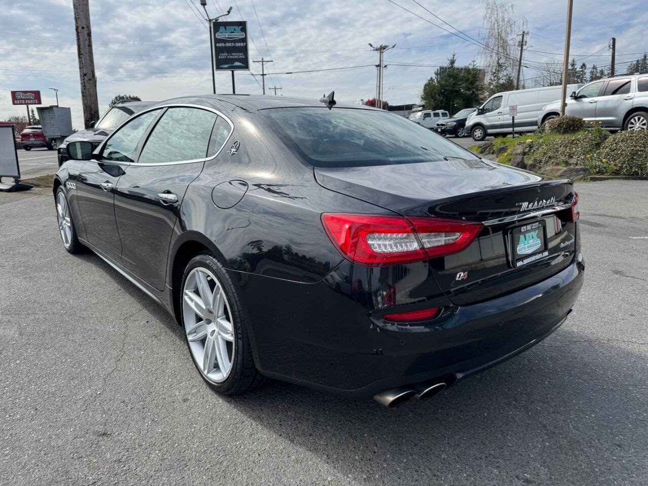 Used 2015 Maserati Quattroporte S Q4 AWD/4WD image 3
