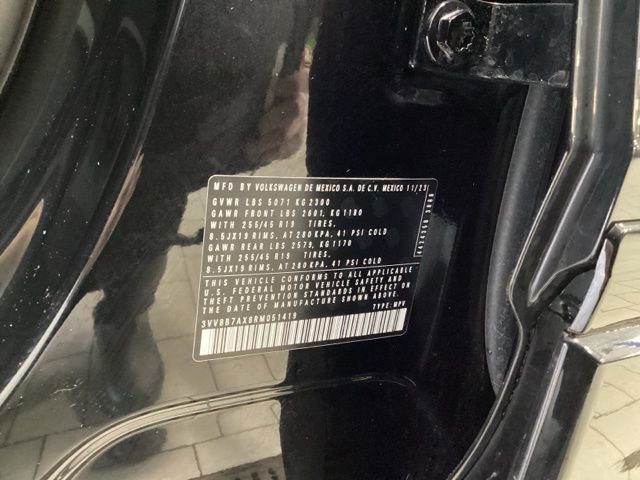 Certified 2024 Volkswagen Tiguan SE R-Line image 20