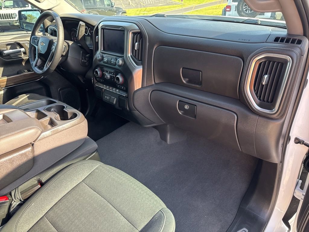 Used 2022 Chevrolet Silverado 1500 LT image 28