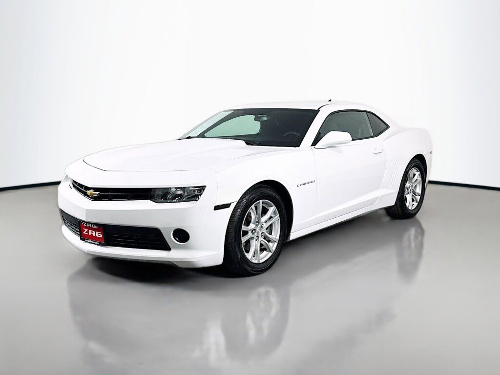 Used 2015 Chevrolet Camaro LS image 1