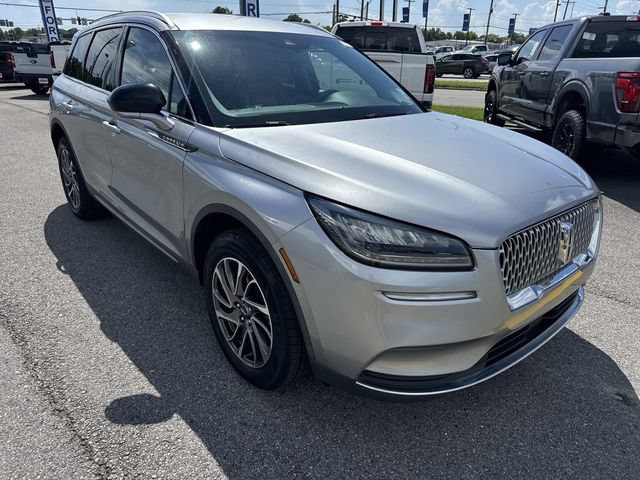 Used 2022 Lincoln Corsair FWD image 3