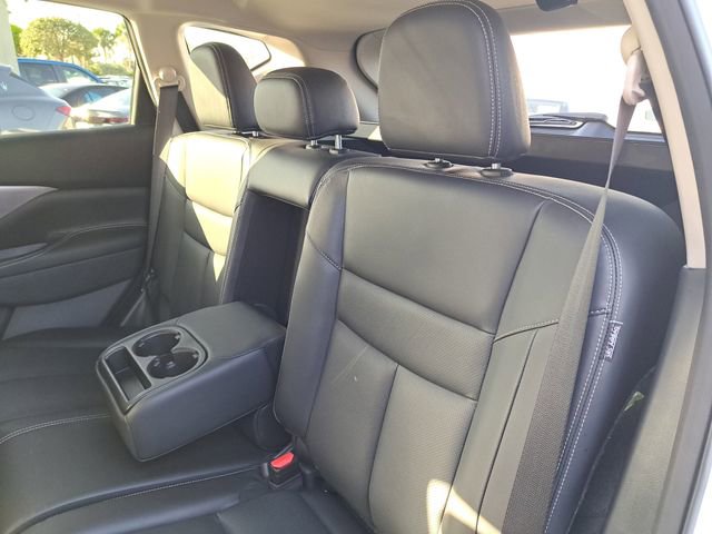 Used 2023 Nissan Murano SL w/ Cargo Package image 12