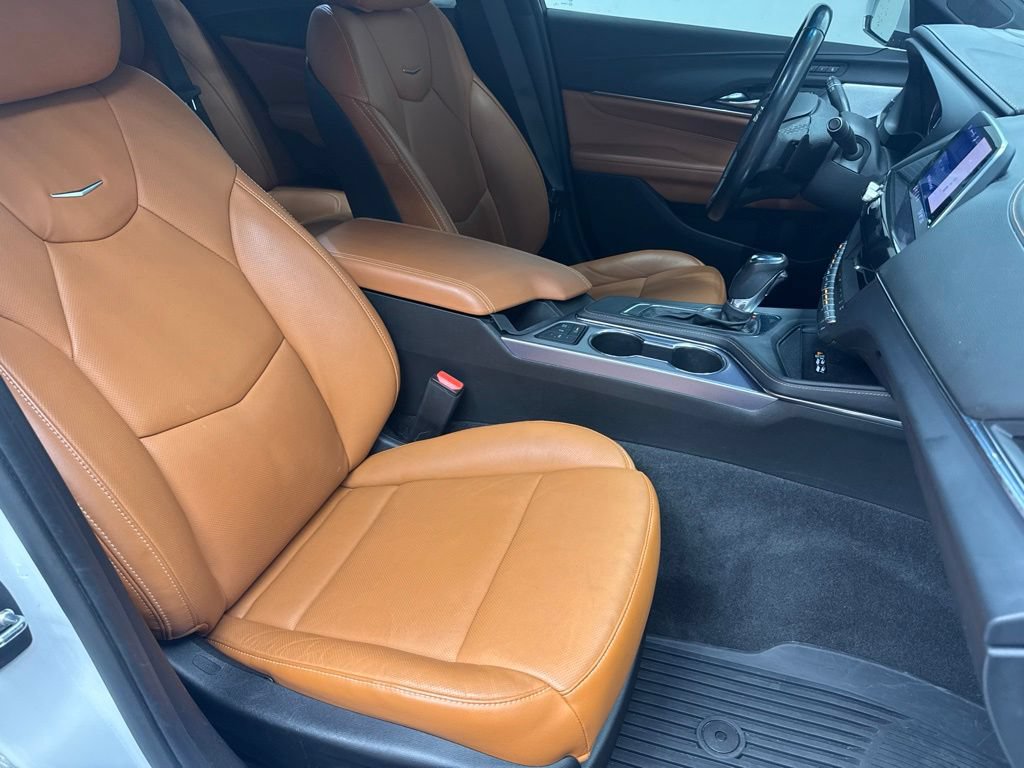 Used 2023 Cadillac CT4 Premium Luxury RWD image 24