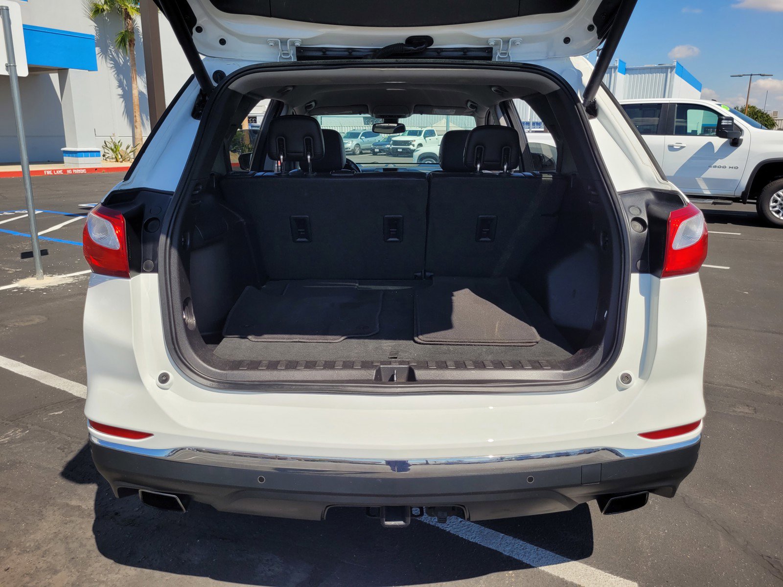 Used 2018 Chevrolet Equinox Premier AWD/4WD image 27