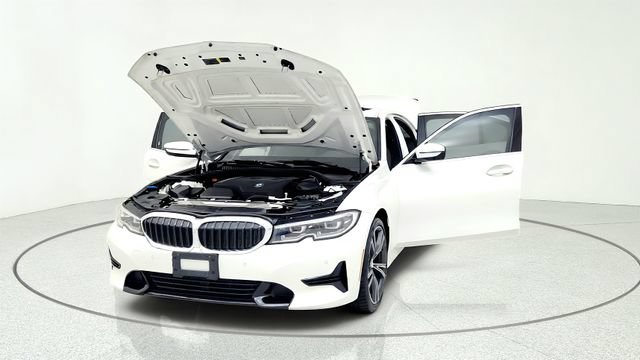 Used 2020 BMW 330i Sedan w/ Convenience Package RWD image 13