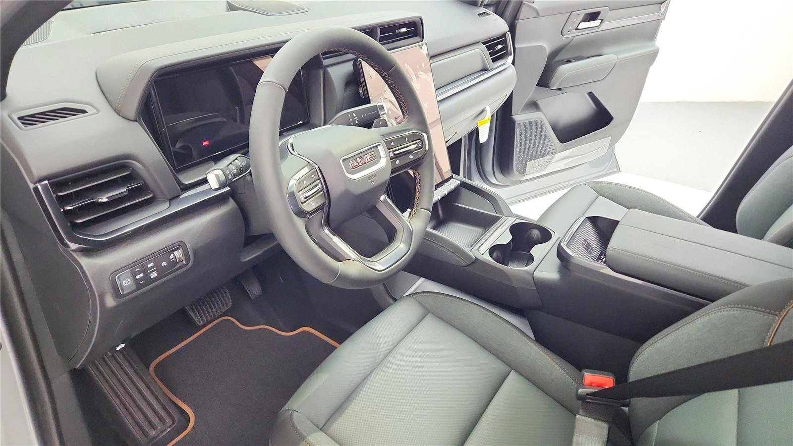 New 2026 GMC Terrain AT4 AWD/4WD image 17