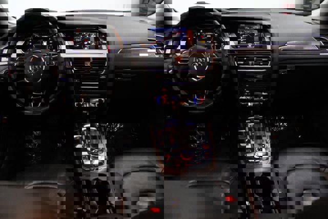 Used 2015 Audi A4 2.0T Premium Plus w/ Technology Package image 2