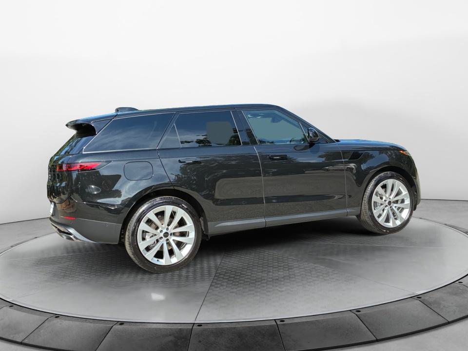 New 2027 Land Rover Range Rover Sport SE AWD/4WD image 7