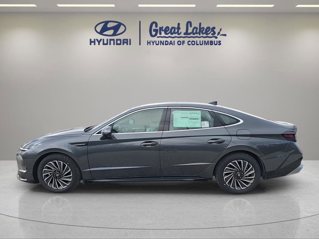 New 2026 Hyundai Sonata SEL FWD image 2